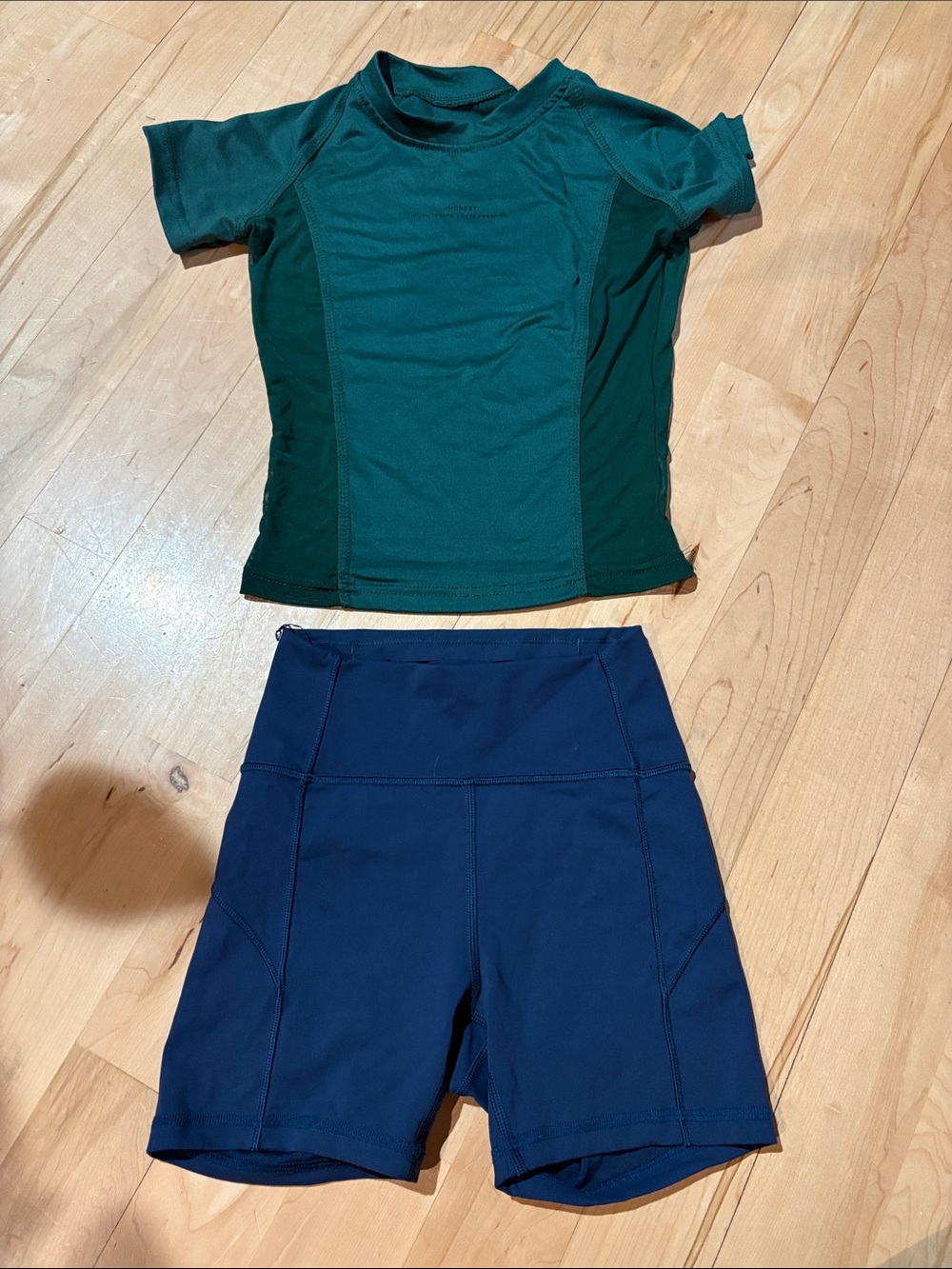 Green Short Sleeve honest  & Navy High Waisted Bike Shorts lululemon Sz 2